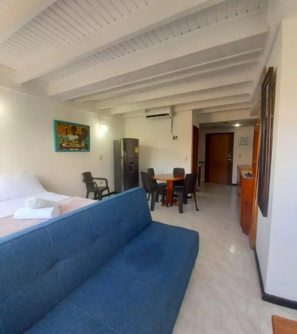 Taylor Sweet Home 2 San Andres  Colombia